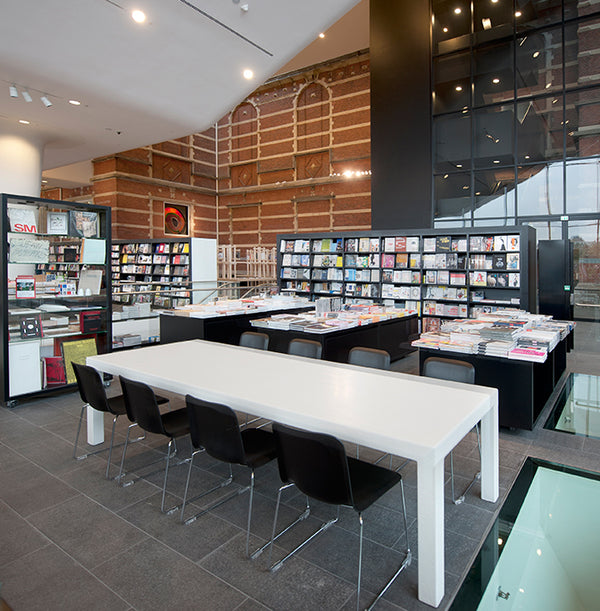 This Chair 141 – Stapelbaar – zwart