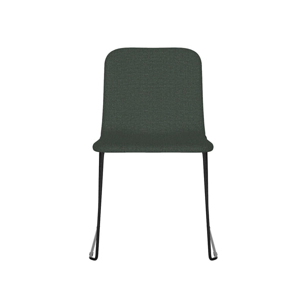 THIS Chair is 141 gestoffeerd