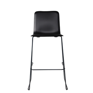 THIS 941 Barstool High back PP black seen straight on, black shell above a slim black wire frame