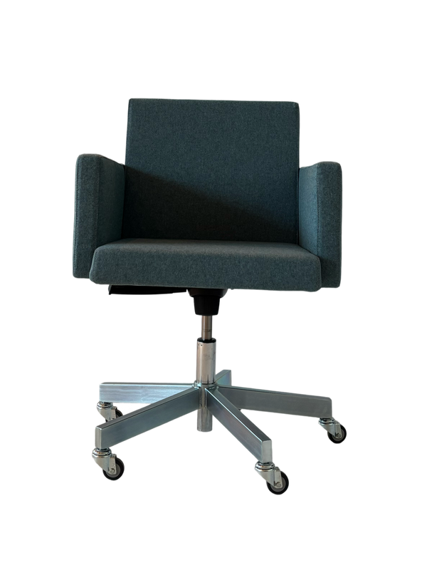 AVL Office Chair – Refurbished – SOLD