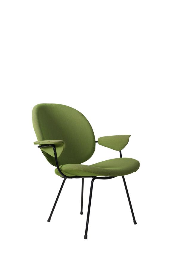 Limited edition - Stedelijk: W.H. Gispen 302 Easy Chair – With armrests  – Light Olive Green, Lensvelt