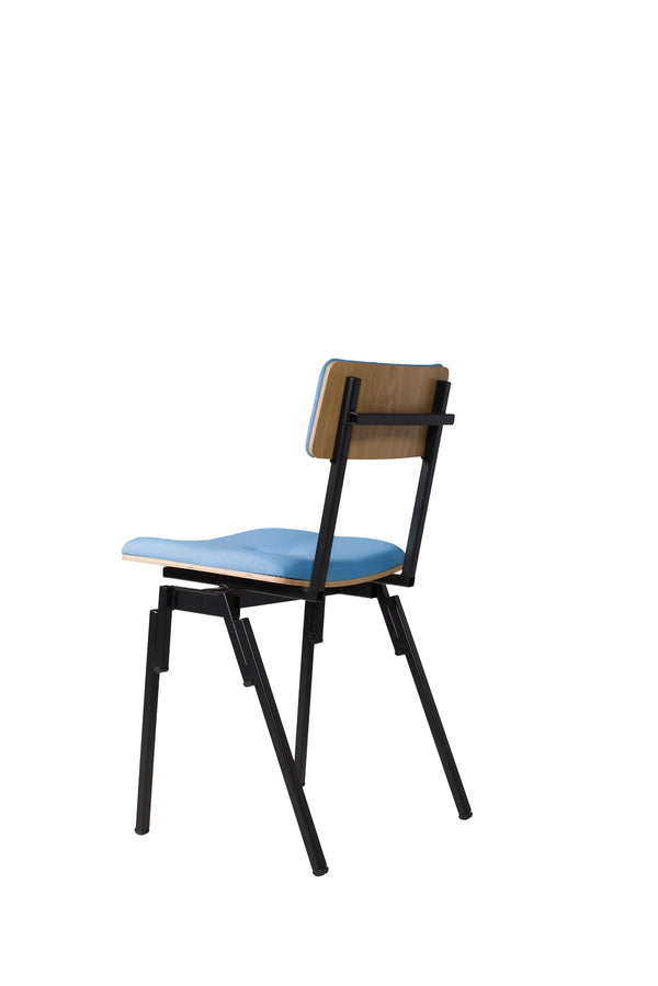 MITW 141 upholstered light blue by Piet Hein Eek, Lensvelt