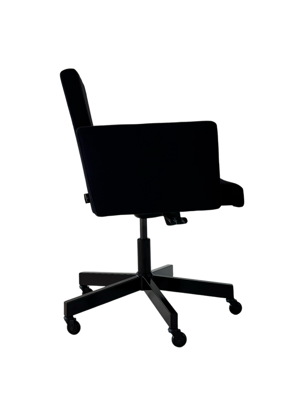 AVL Office Chair - adjustable - black on black