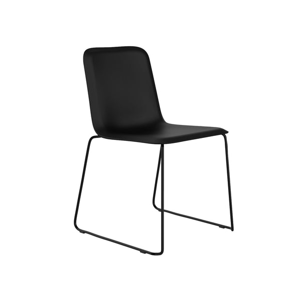 This chair 141 Plastic
