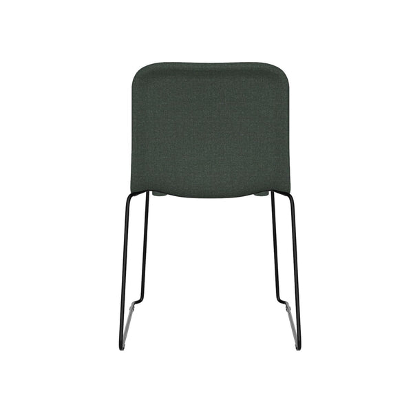 Deze stoel is 141 gestoffeerd