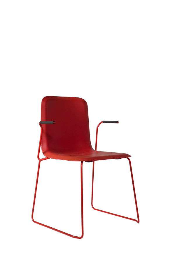 THIS 141 PP CHAIR - Stackable with armrests -  Red, Lensvelt