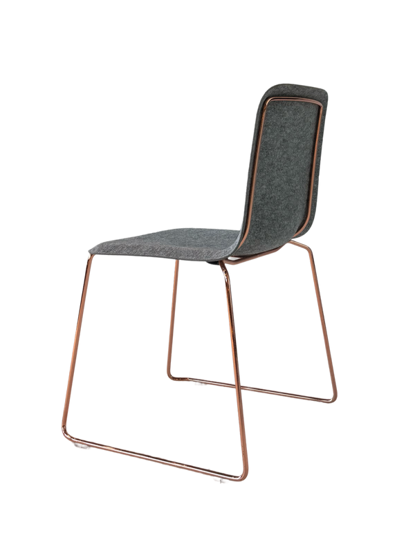 This Chair 141 – Stapelbaar – Koper / Vilt