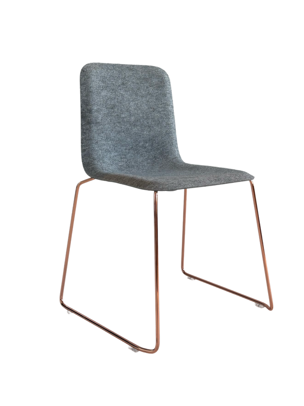 This Chair 141 – Stapelbaar – Koper / Vilt